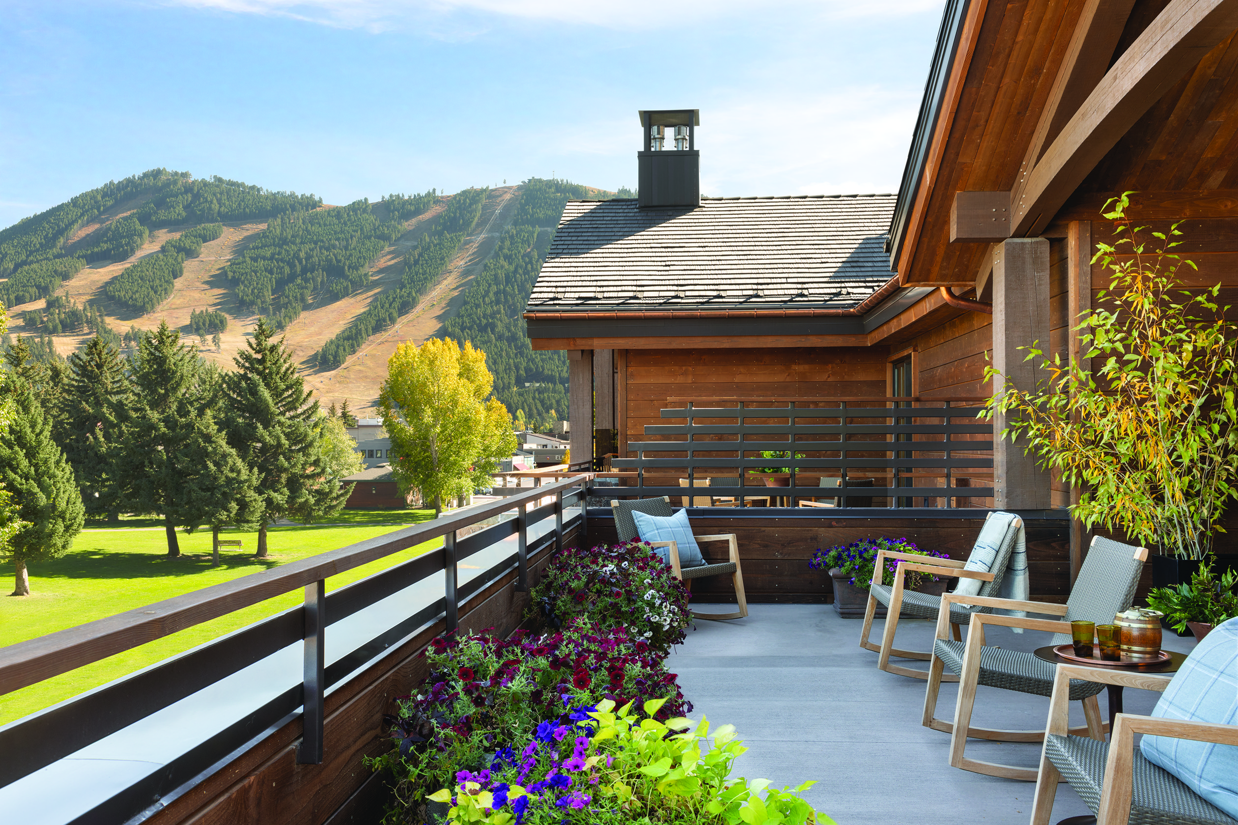 Travel Porch